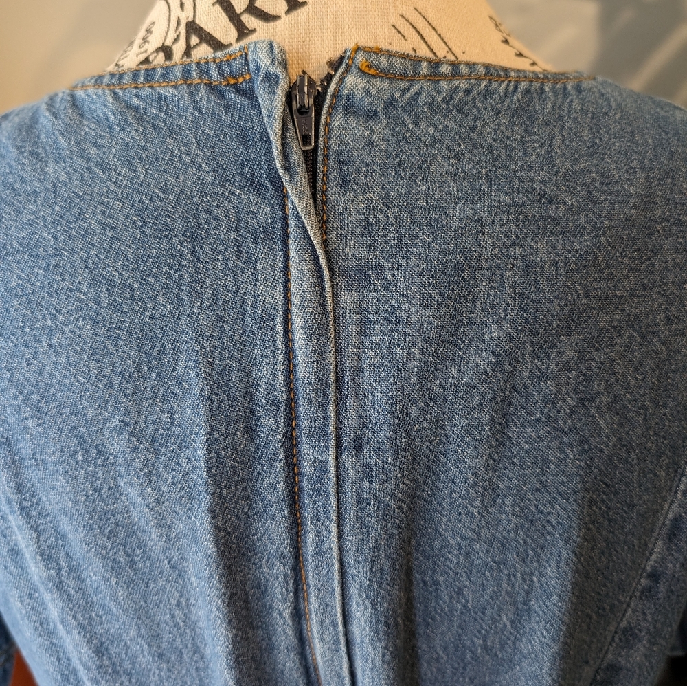 1990s Vintage Denim Women's Faux Button Up Dress Size 8 - Picture 8 of 10